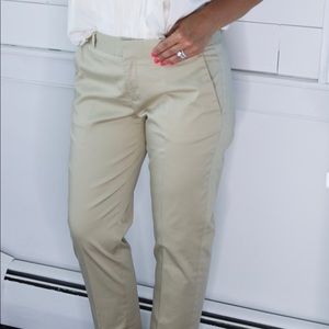 Banana Republic Avery cropped khaki sz 6 chino